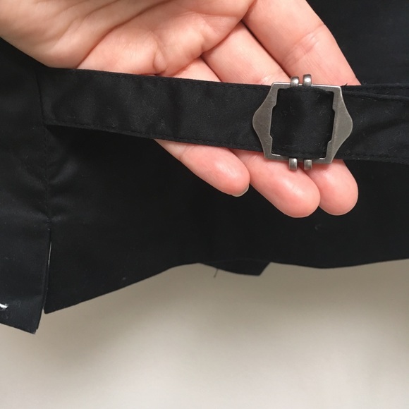 Vest - Picture 5 of 5